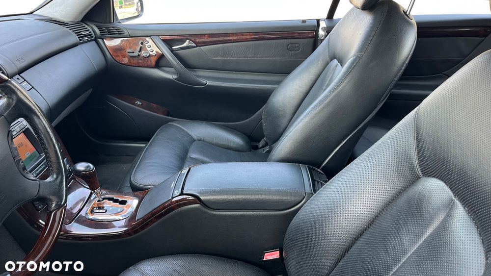 Mercedes-Benz CL - 12