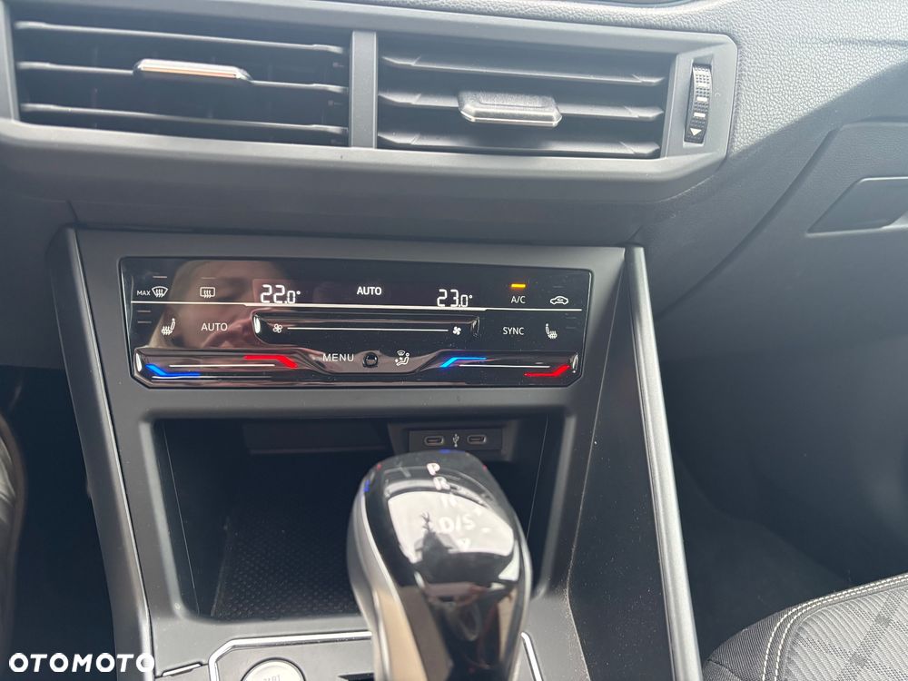 Volkswagen Taigo 1.5 TSI ACT R-Line DSG - 13