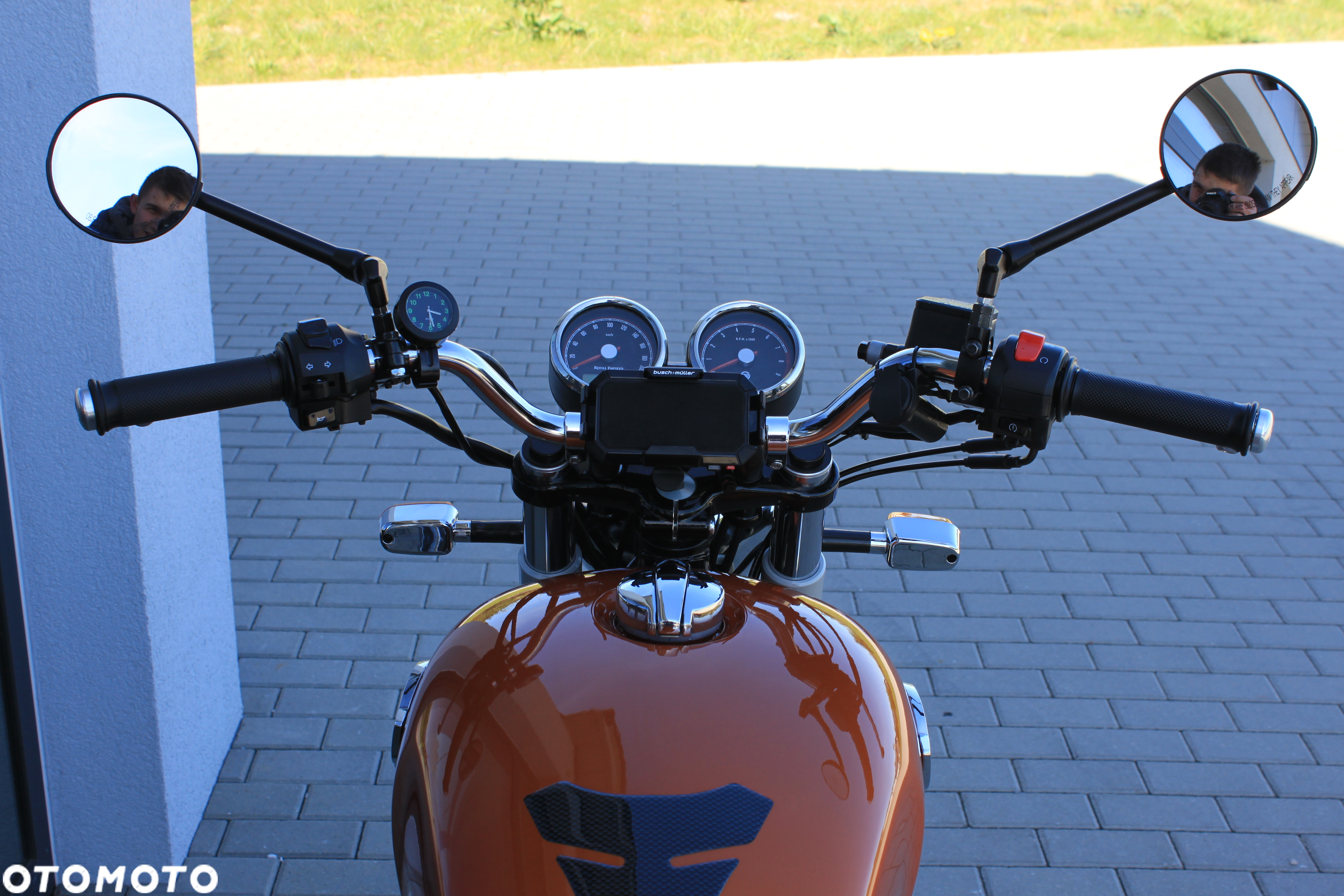 Royal Enfield Interceptor - 39
