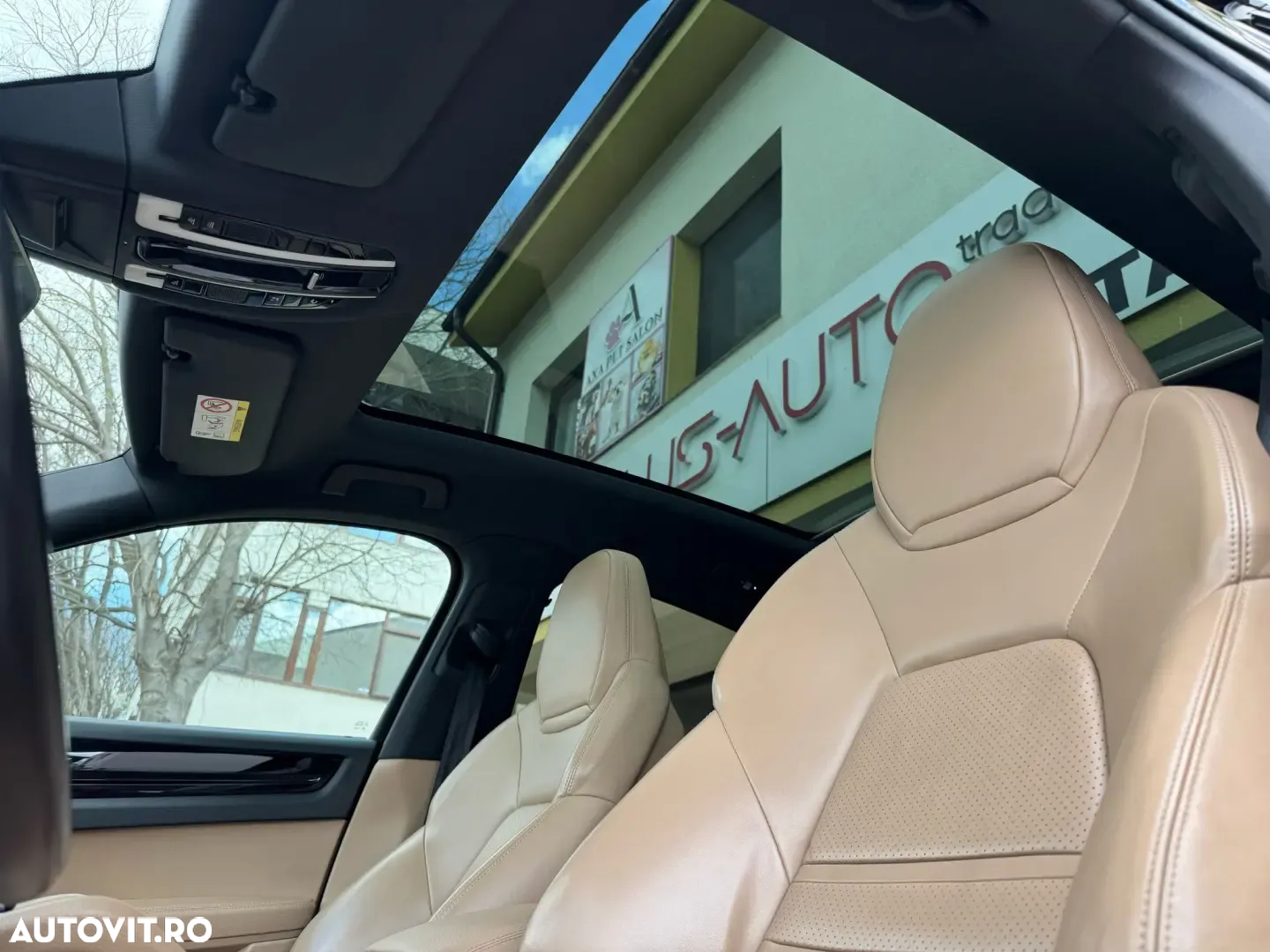 Porsche Cayenne - 12