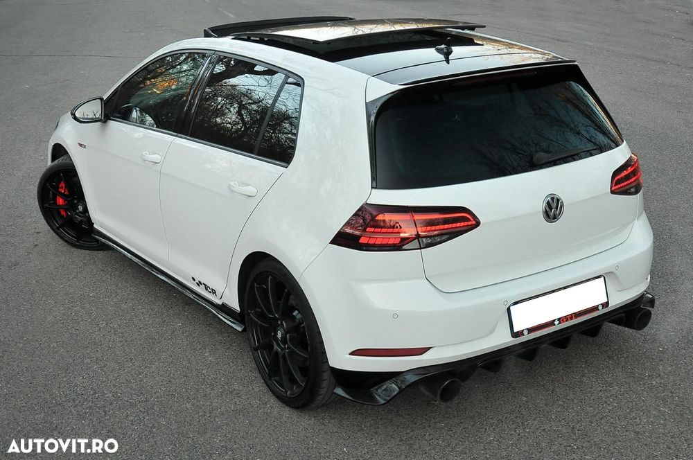 Volkswagen Golf 2.0 TSI DSG 4Motion R Edition 20 - 5