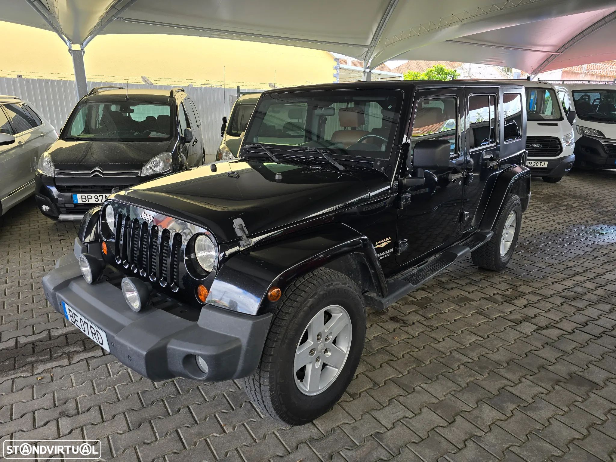 Jeep Wrangler Unlimited 2.8 CRD DPF Auto Rubicon - 1