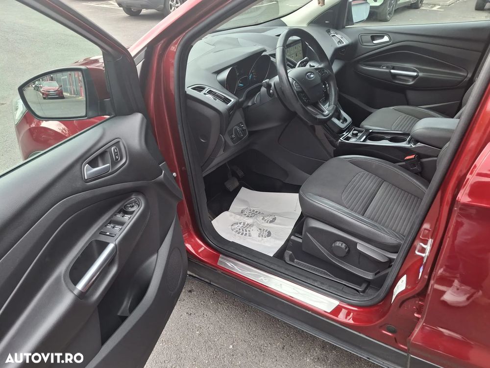 Ford Kuga 2.0 TDCi 4WD Powershift Titanium - 10