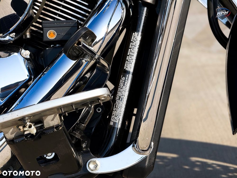 Suzuki Boulevard - 21