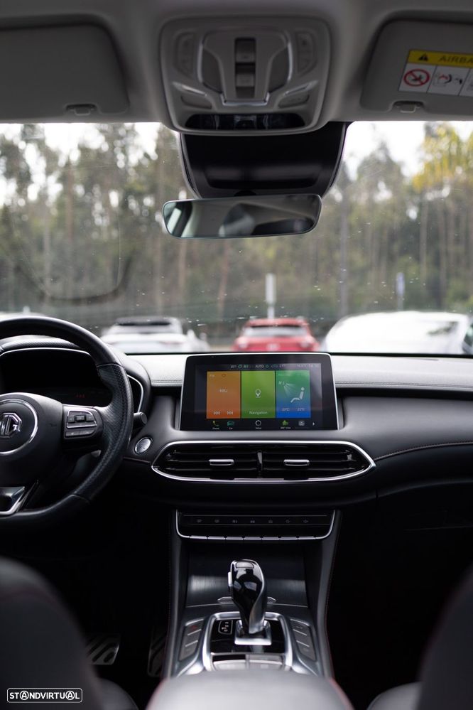 MG EHS 1.5 T-GDI Plug-in Hybrid Luxury - 27