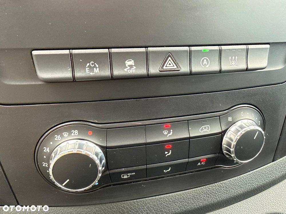 Mercedes-Benz VITO - 27