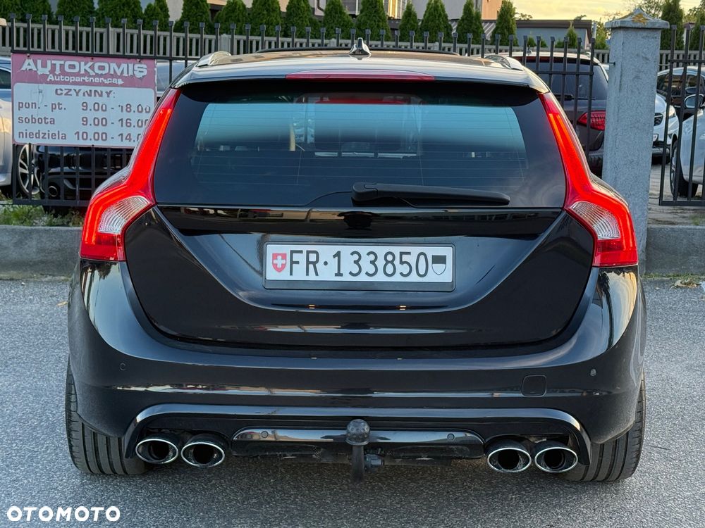 Volvo V60 T6 AWD Geartronic RDesign - 11