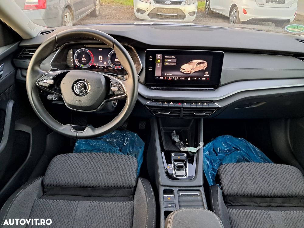 Skoda Octavia 2.0 TDI DSG Premium Edition - 9