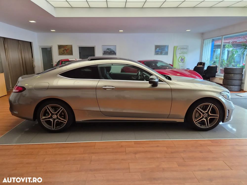 Mercedes-Benz C 300 MHEV - 5