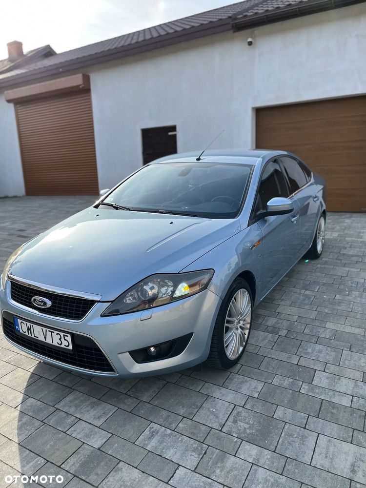 Ford Mondeo 2.5 Titanium - 2