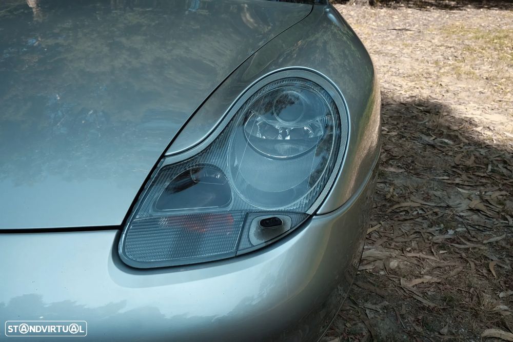 Porsche 911 (996) Carrera 4 Coupé - 17