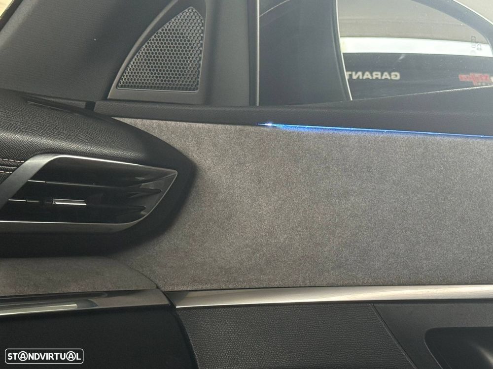 Peugeot 3008 1.5 BlueHDi GT Pack EAT8 - 52