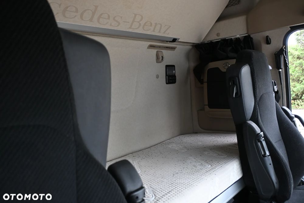 Mercedes-Benz Actros L - 21