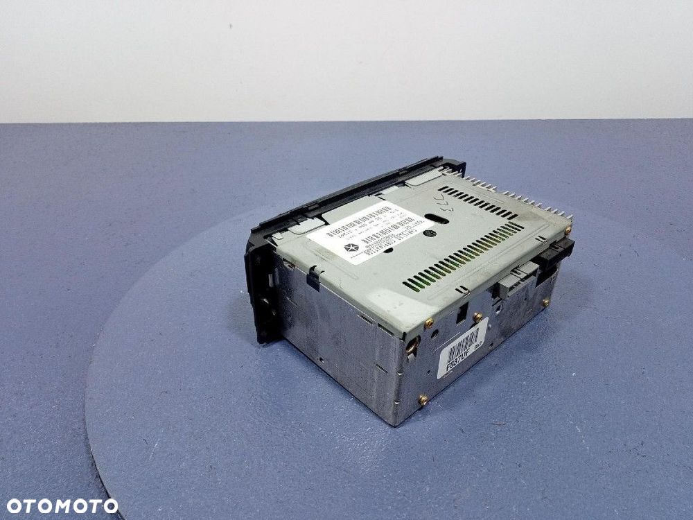 DODGE CARAVAN IV 00-07 RADIO FABRYCZNE P56038931AB - 3
