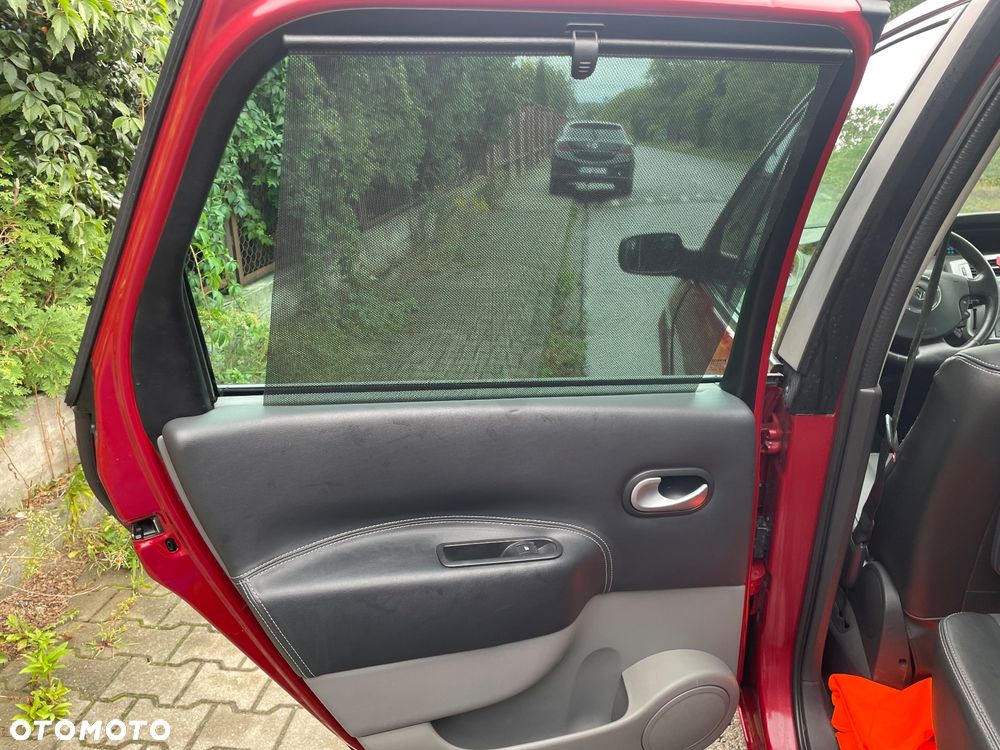Renault Grand Scenic dCi 130 FAP Dynamique - 8