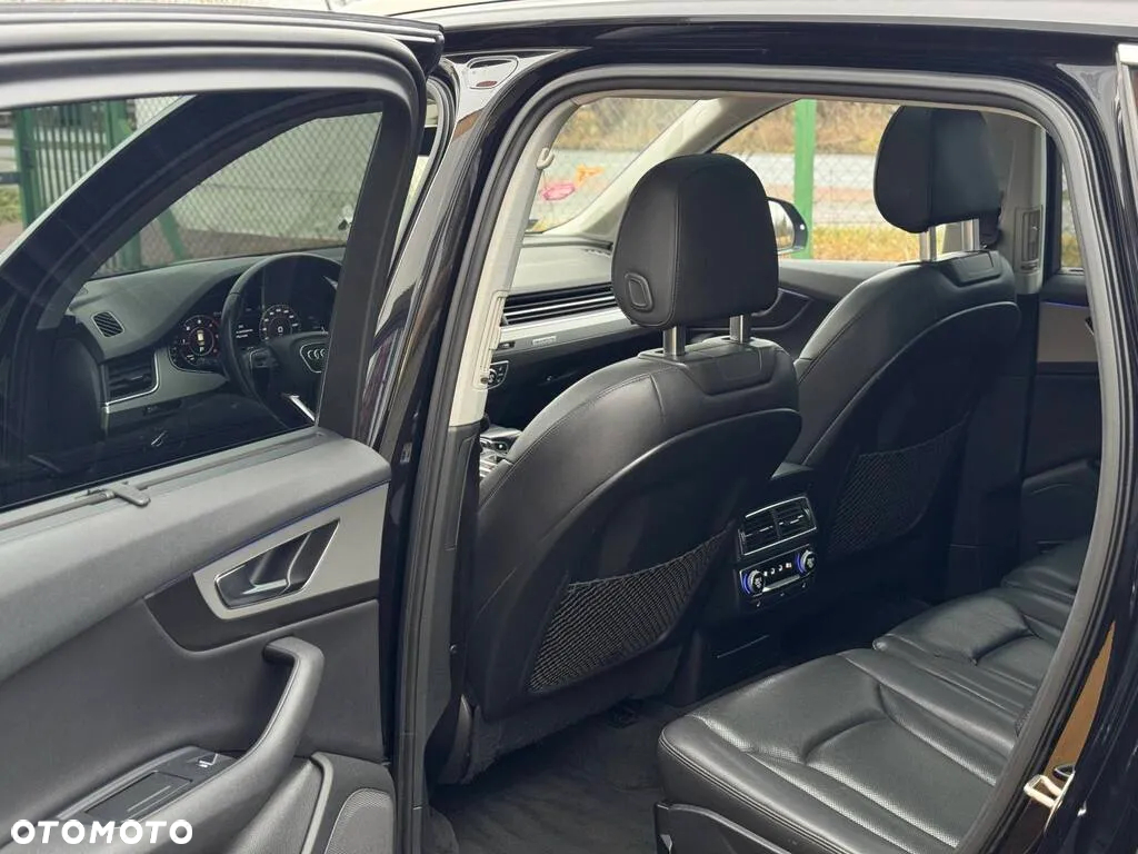 Audi Q7 3.0 TDI Quattro Tiptronic - 35