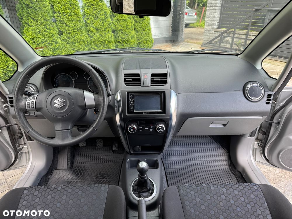 Suzuki SX4 Classic 1.6 VVT 4x4 Style - 12