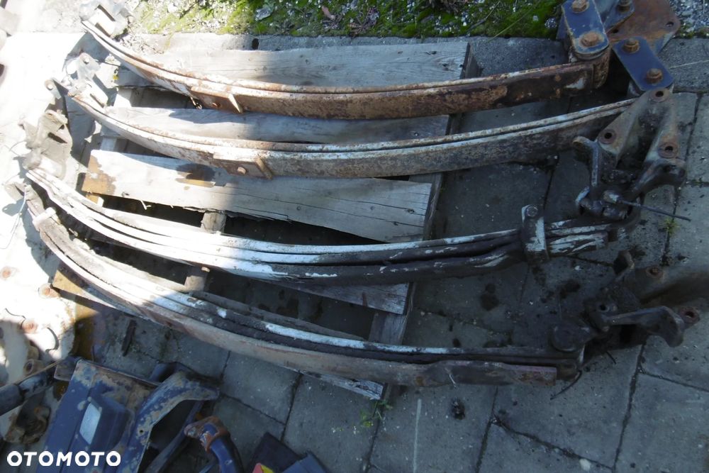 Resor Przód tył Man F90 - 2