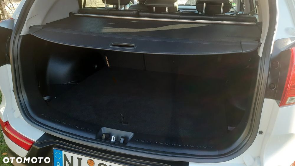 Kia Sportage 1.6 GDI 2WD ISG Dream-Team Edition - 16