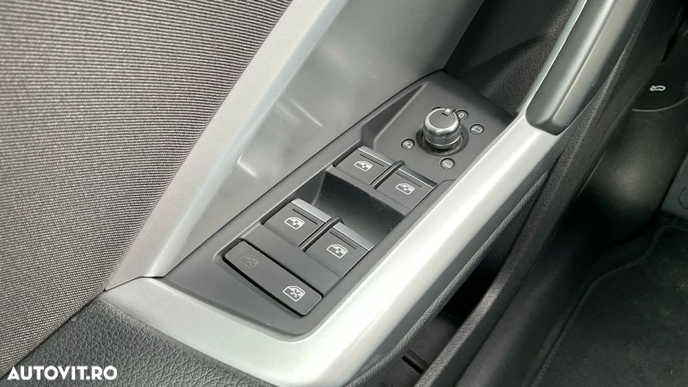 Audi Q3 2.0 40 TFSI S tronic quattro - 27