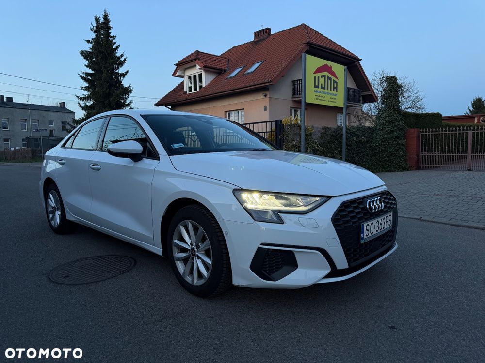 Audi A3 Limousine 1.5 TFSI Sport S tronic - 1