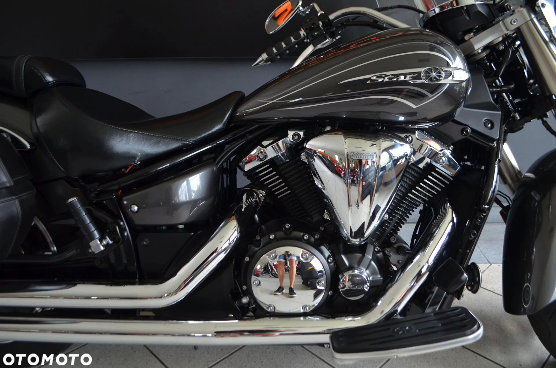 Yamaha XVS - 6
