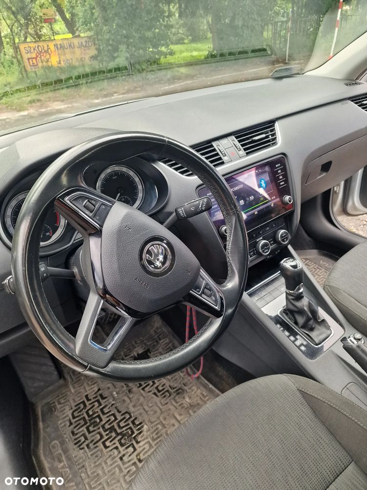 Skoda Octavia 2.0 TDI Style DSG - 7