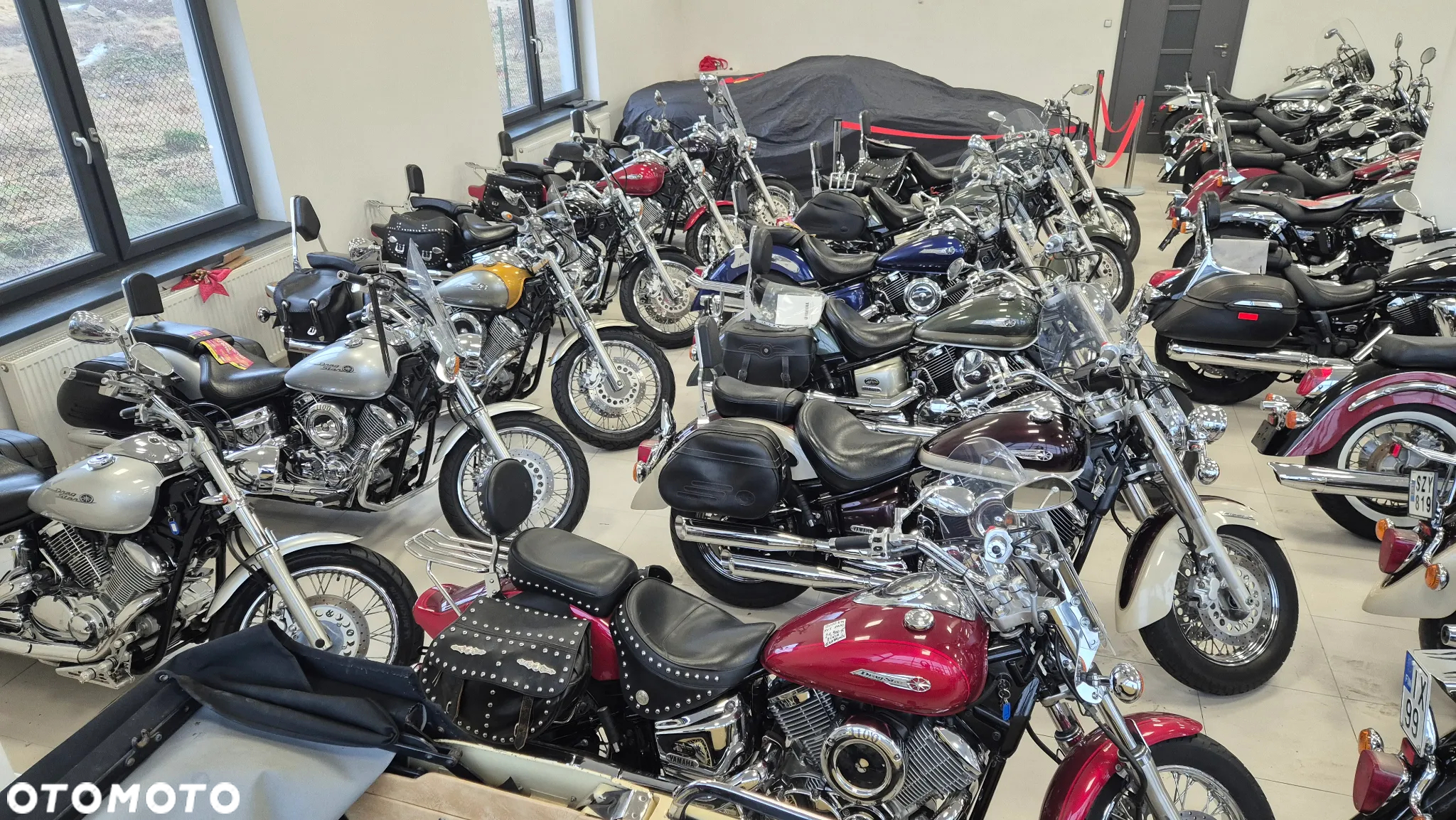 Suzuki Intruder - 13