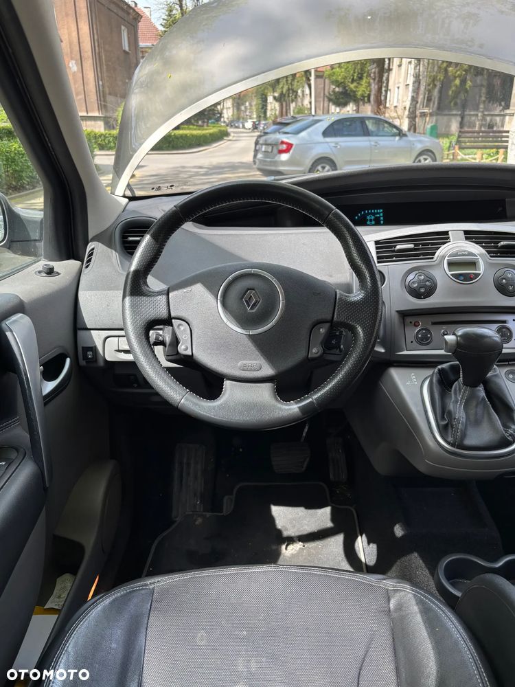 Renault Scenic 2.0 16V Privilege - 23