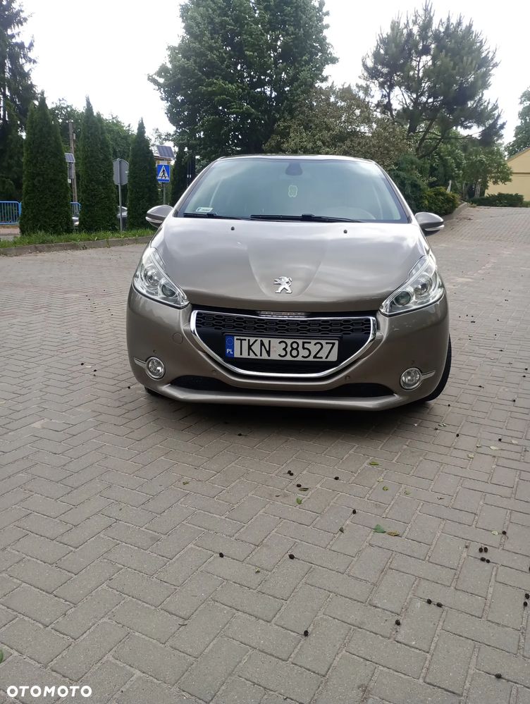 Peugeot 208 1.2 VTi Allure - 3