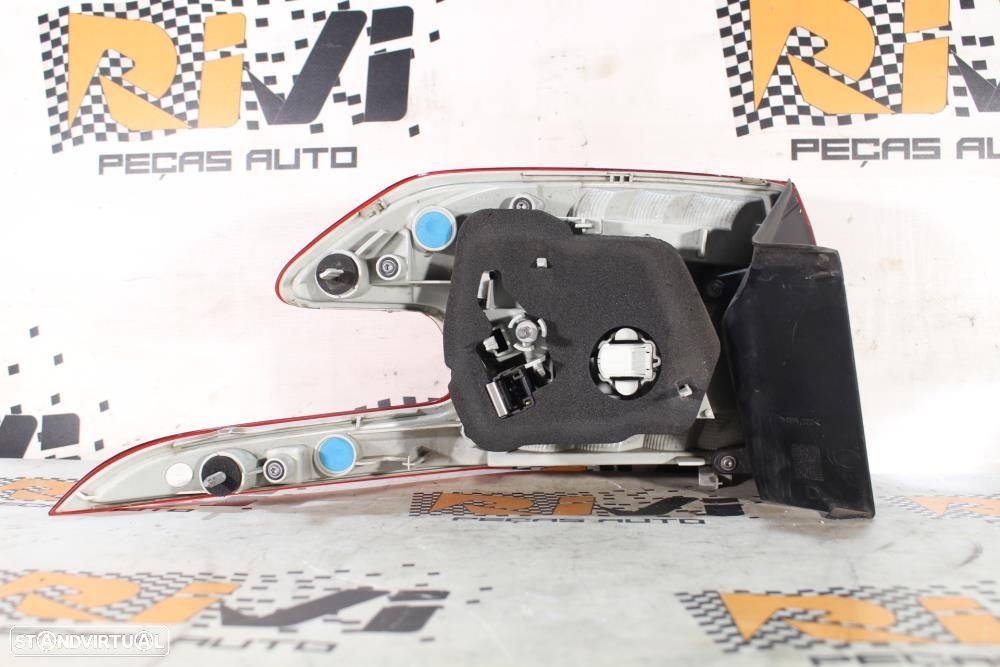 Farolim Direito Peugeot 308 Sw Ii  9678093880 / Carrinha Chassi Pendur - 5