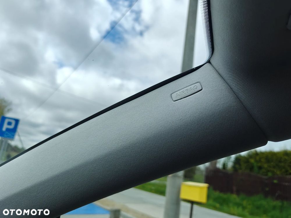 Volkswagen Touran 1.6 TDI DPF Highline - 11
