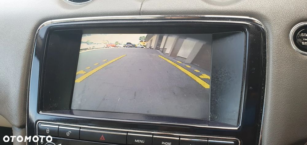 Jaguar XJ 3.0 D V6 Premium Luxury - 26