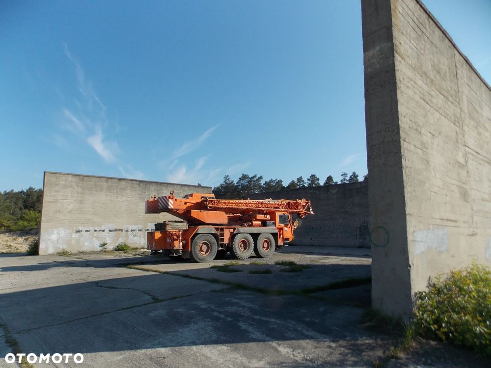 Liebherr LTM 1040 - 13