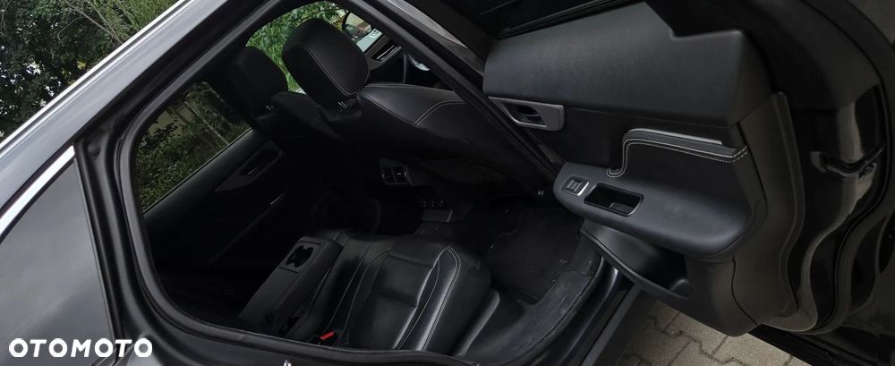 Jaguar F-Pace 3.0 V6 AWD R-Sport - 17