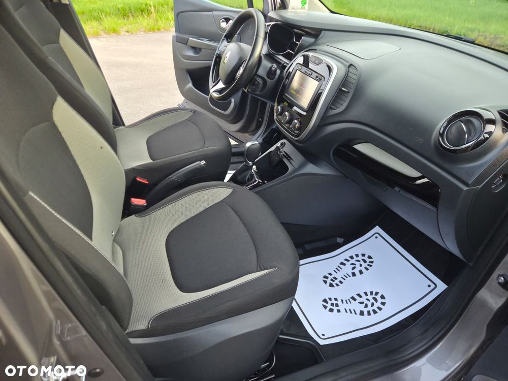 Renault Captur TCe 120 EDC Helly Hansen - 18