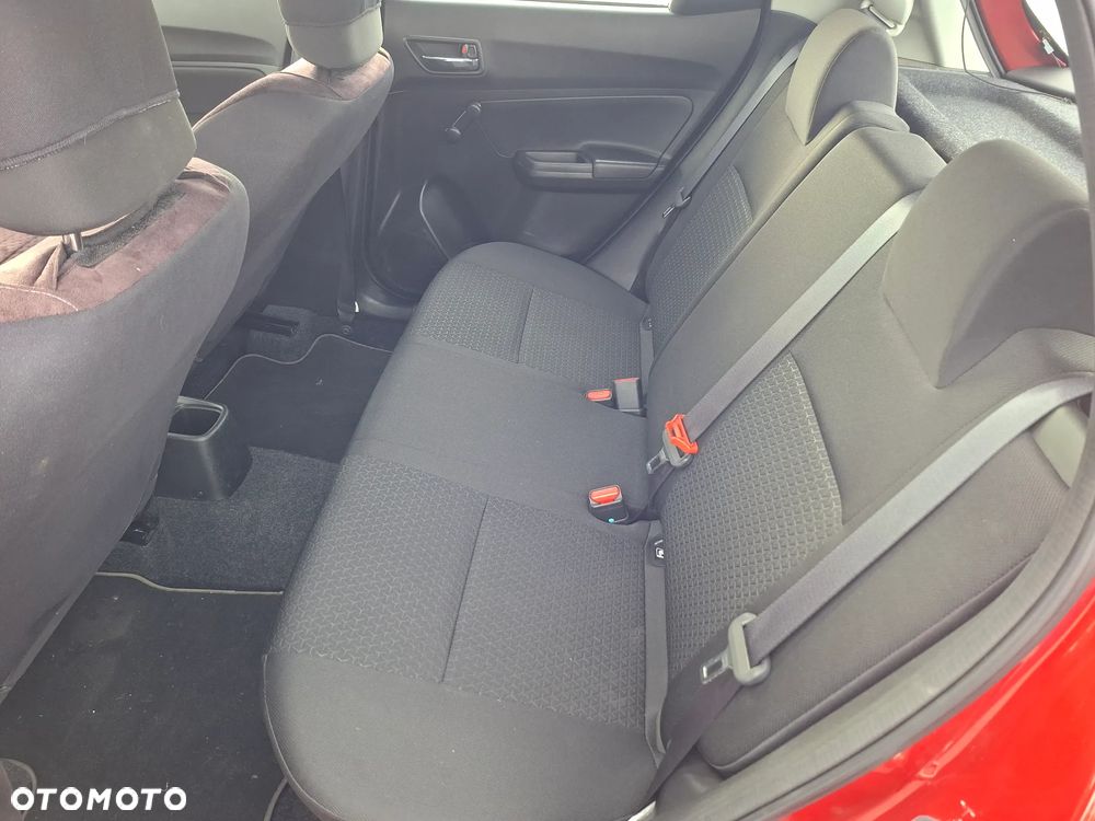 Suzuki Swift 1.2 Premium - 11