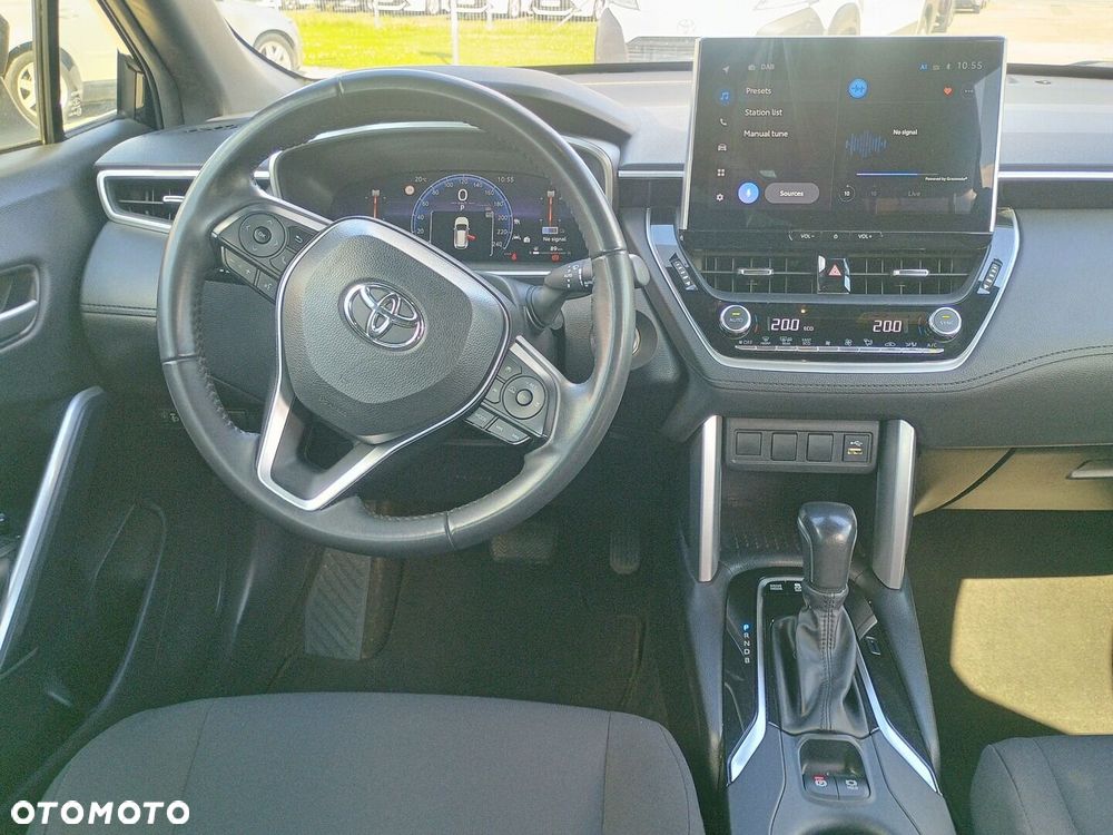 Toyota Corolla Cross - 14