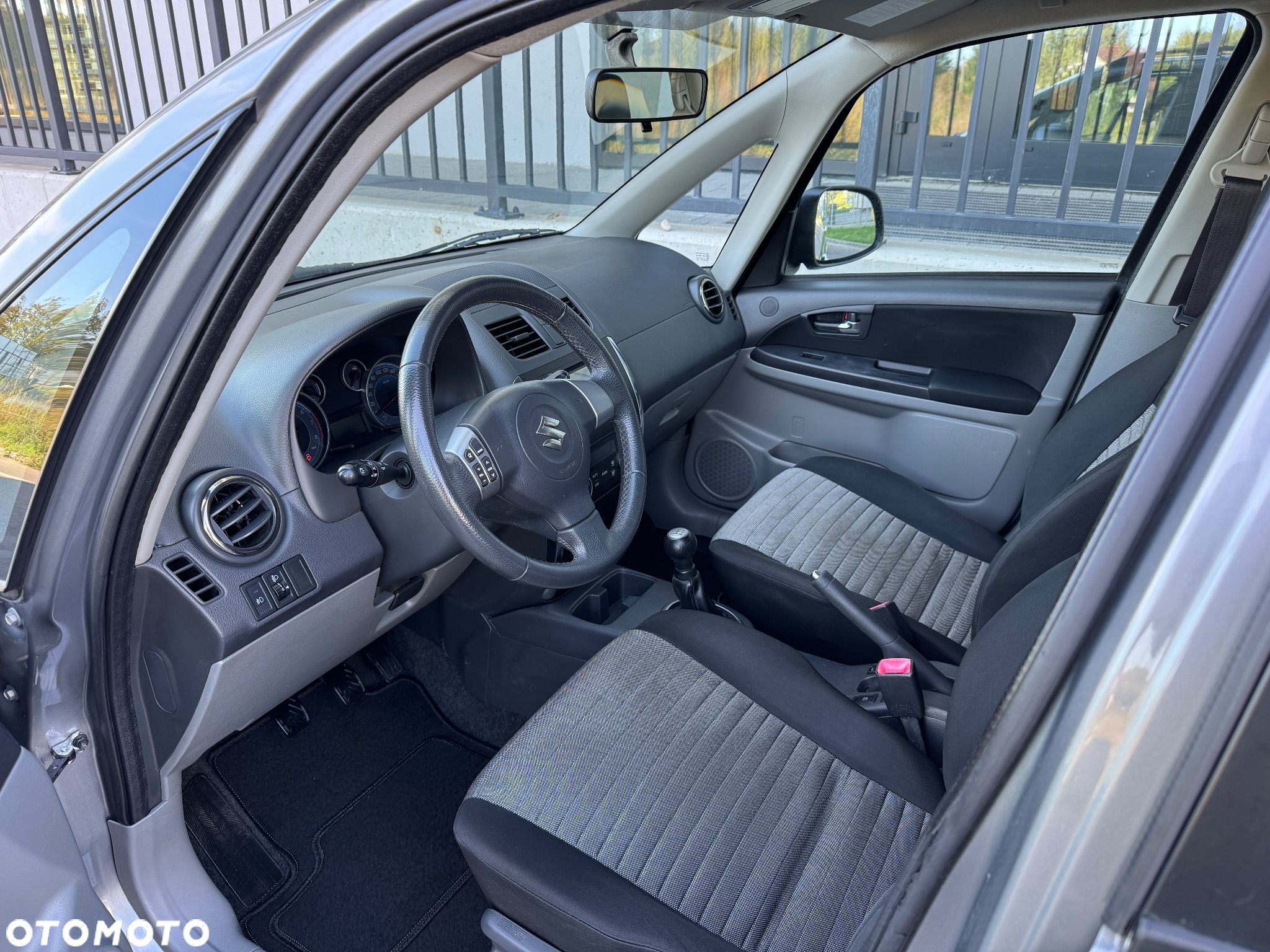 Suzuki SX4 1.6 Premium 4WD - 8