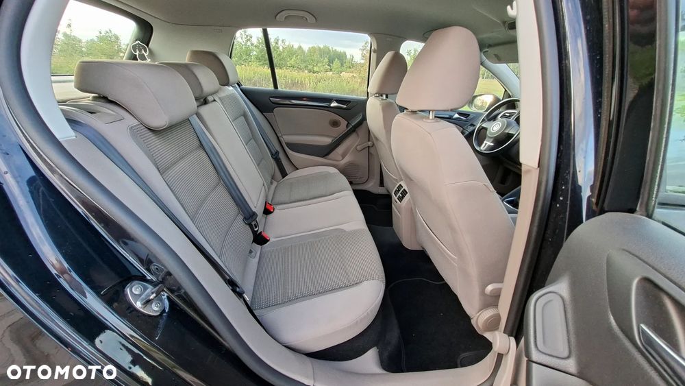 Volkswagen Golf - 14