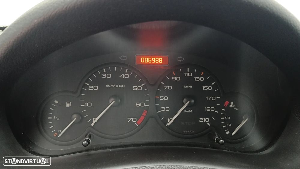 Peugeot 206 1.1 Color Line - 5