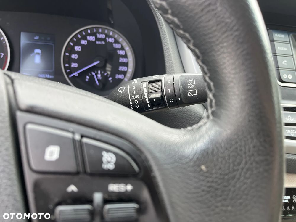 Hyundai Tucson 1.6 GDI BlueDrive Comfort 2WD - 20