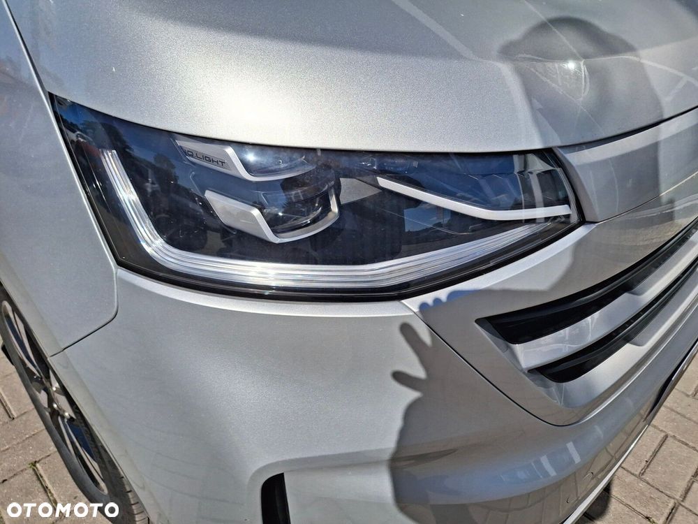 Volkswagen Caravelle - 29