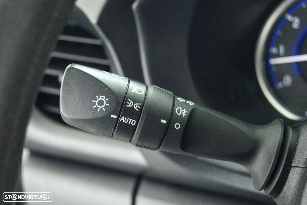 Toyota Hilux 2.4 D-4D 4X2 Cabine Extra 3L - 30