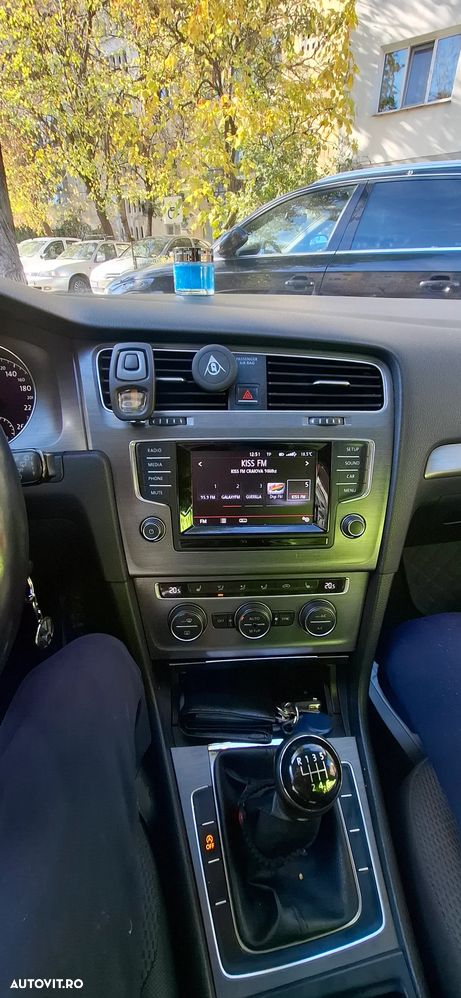 Volkswagen Golf - 14