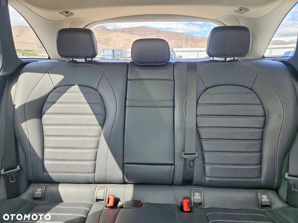 Mercedes-Benz GLC 300 4Matic 9G-TRONIC - 9