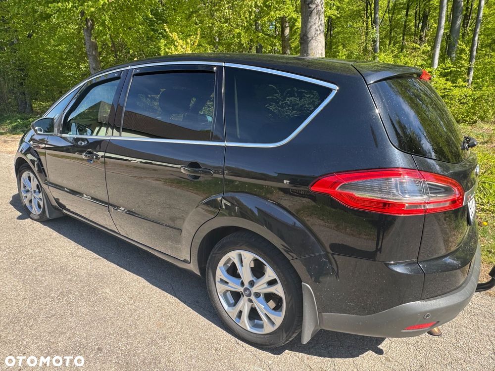 Ford S-Max - 14