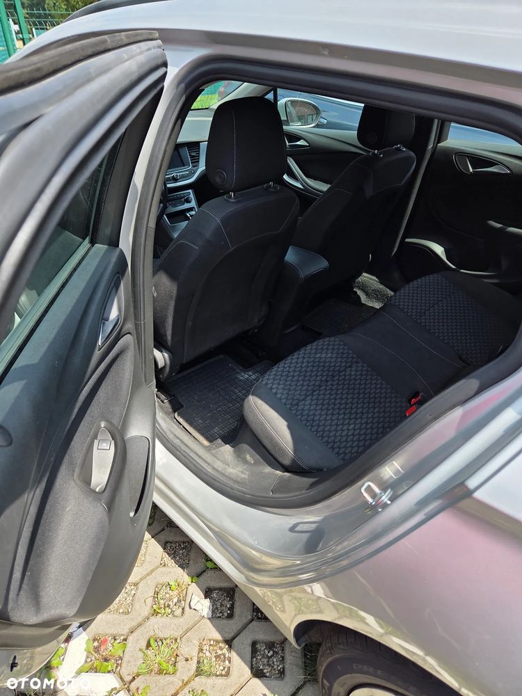 Opel Astra 1.5 D Start/Stop 2020 - 6