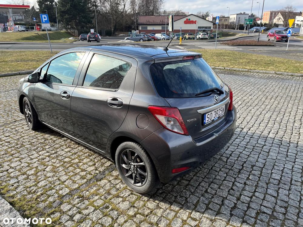 Toyota Yaris 1.33 Active - 5