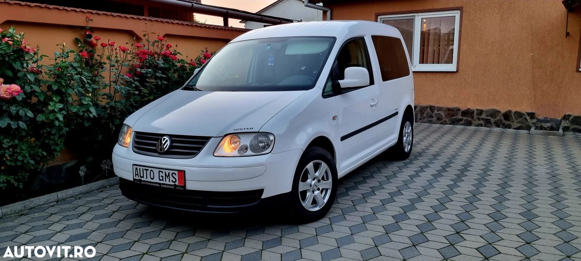 Volkswagen Caddy 1.9 TDI Life Style Edition (5-Si.) - 1